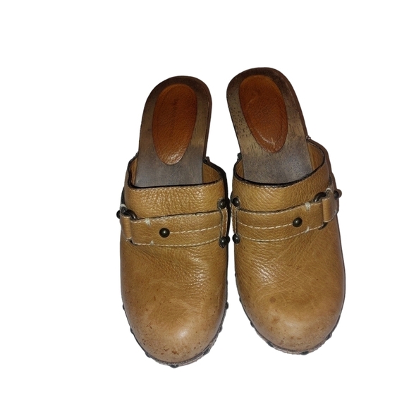 Banana Republic Ladies High Heel Clogs - Picture 1 of 9